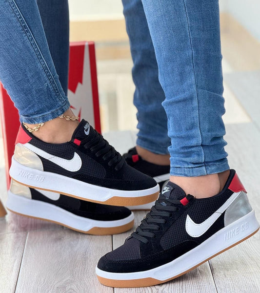 NIKE DAMA - CABLLERO OFERTA ABRIL