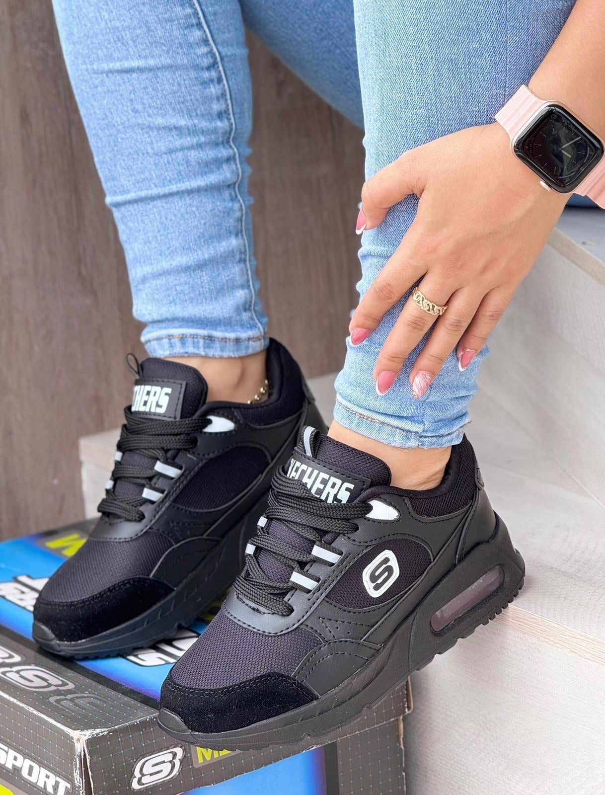SKECHERS CAMARA