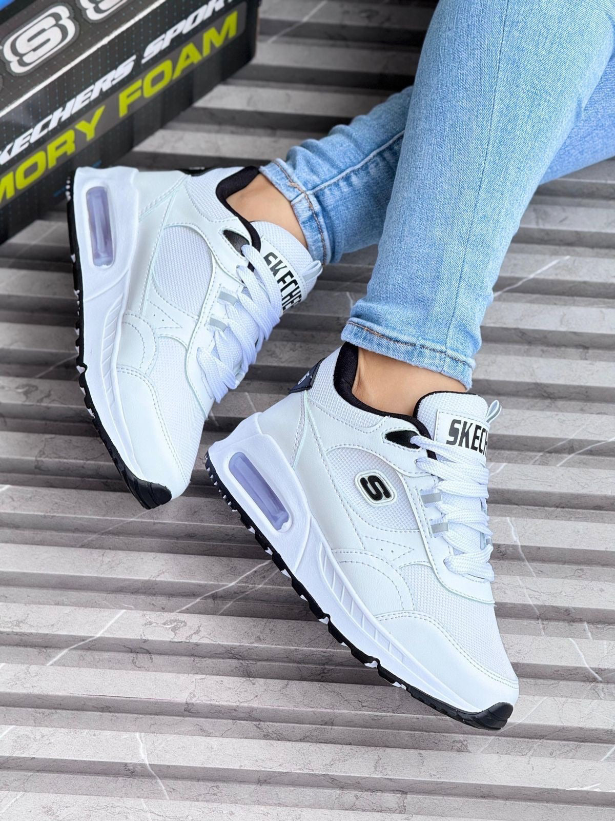 SKECHERS DEPORTIVO - OFERTAS